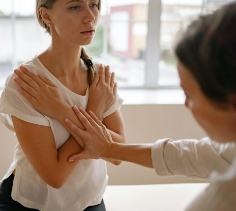 This image shows a calm, guided interaction.